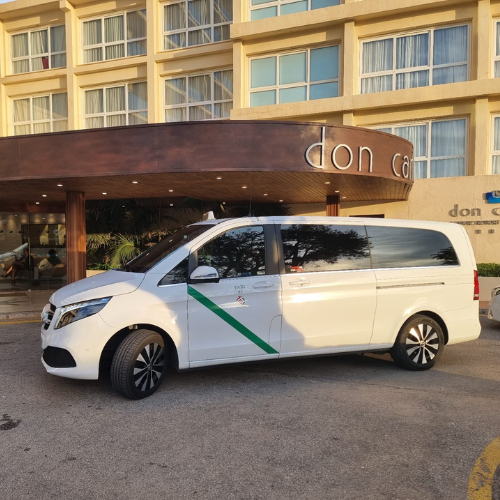 TAXI-CONDUCTOR-8PLAZAS-FOTO-SLIDER-VEHICULOS